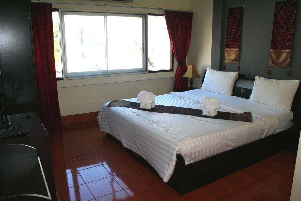 2Gether Guesthouse Karon Δωμάτιο φωτογραφία