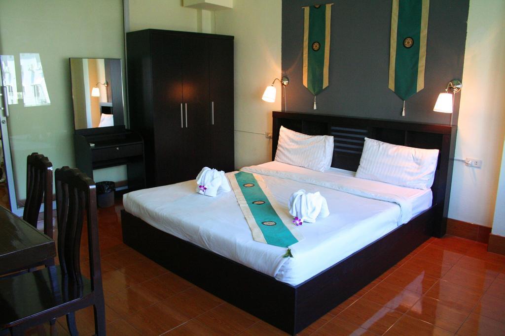 2Gether Guesthouse Karon Δωμάτιο φωτογραφία