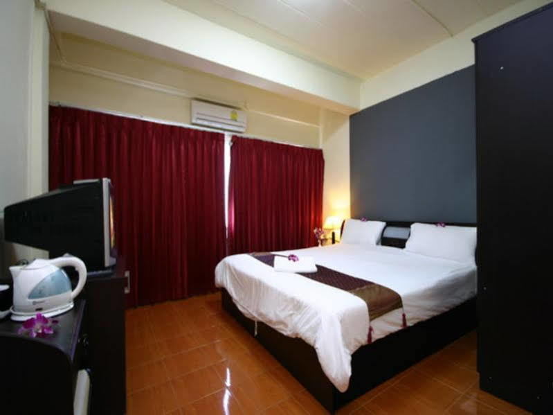 2Gether Guesthouse Karon Εξωτερικό φωτογραφία
