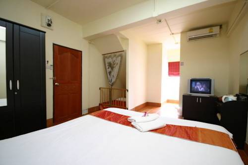 2Gether Guesthouse Karon Δωμάτιο φωτογραφία